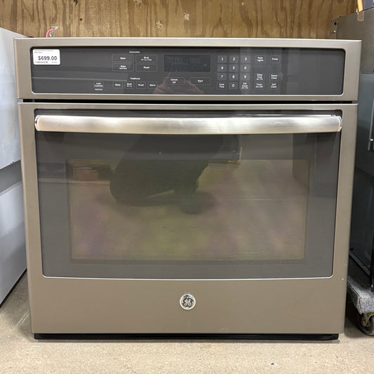 30" GE Elec Conv Wall Oven