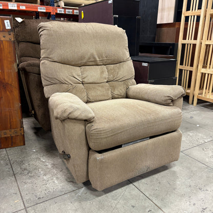 GDM Habitat for Humanity ReStore Tan Plush Recliner