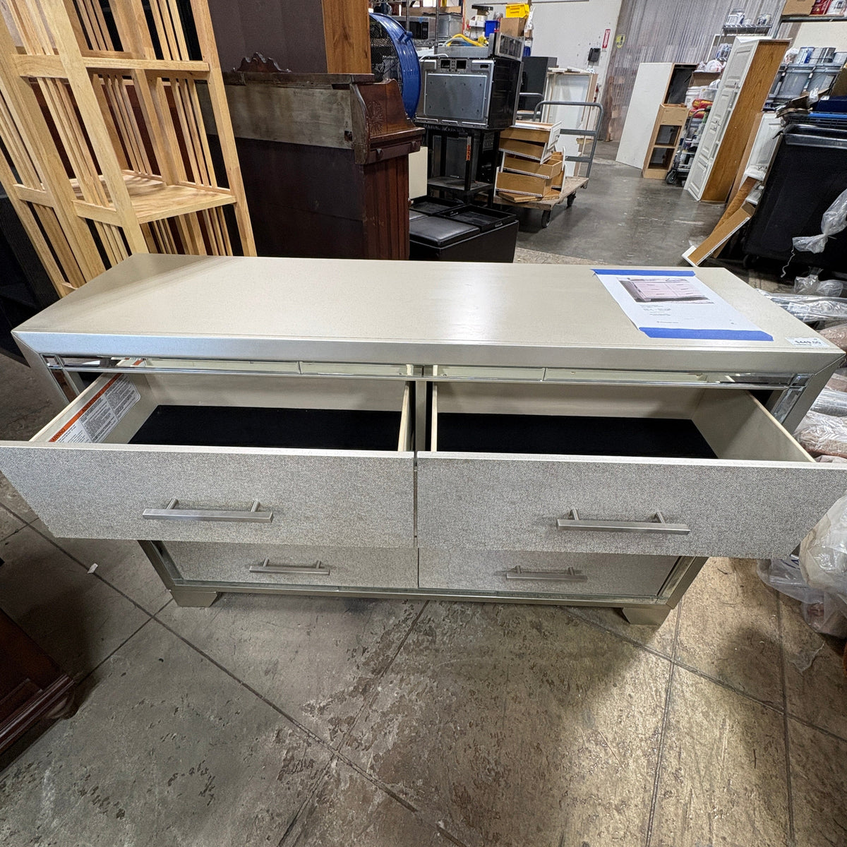 GDM Habitat for Humanity ReStore Ashley Lonnix 6 Drawer Dresser