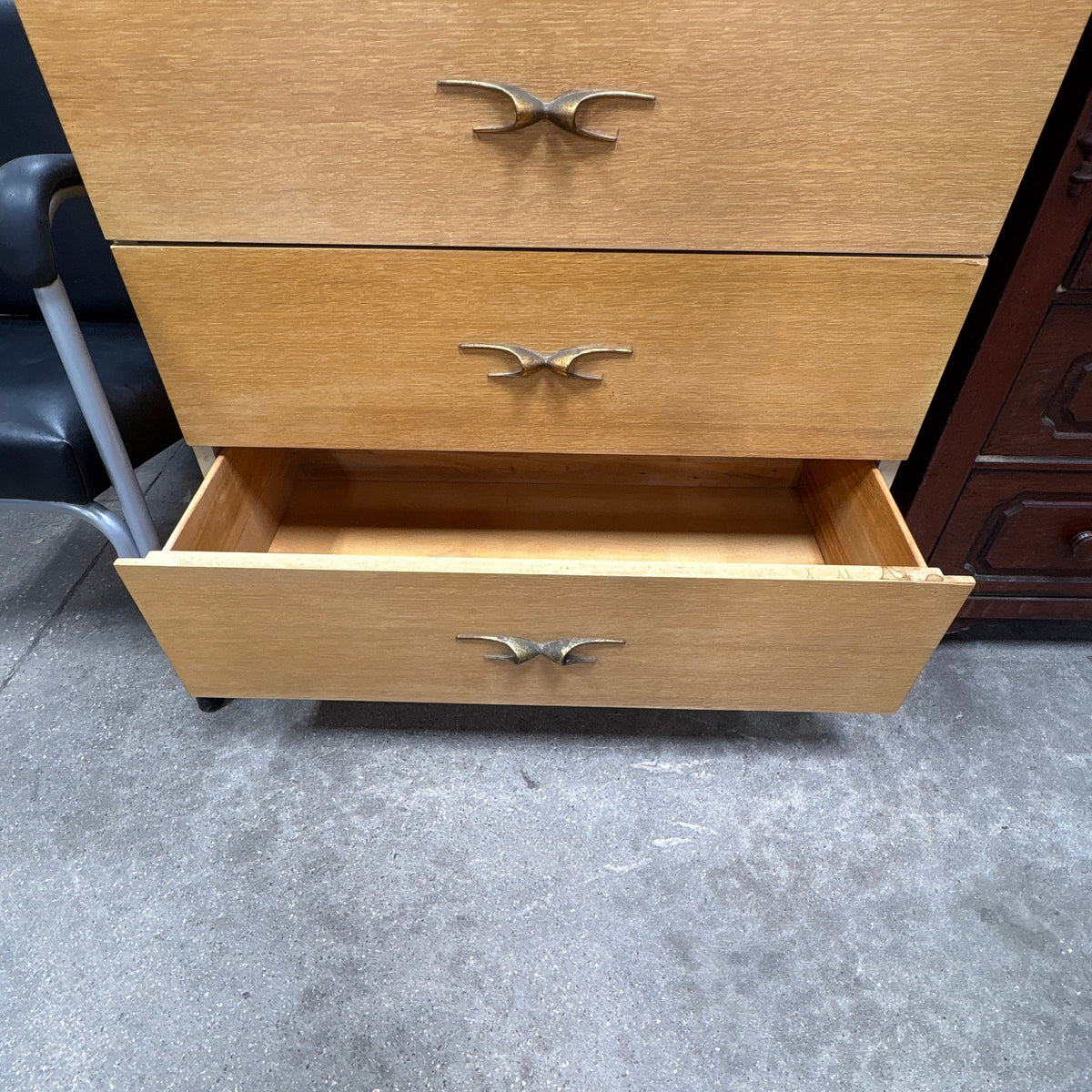 Mid Century Oak 4 Drawer Chest