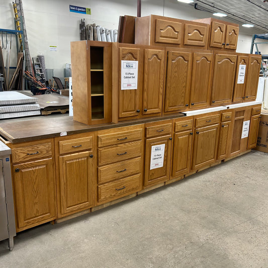 15 Pc. Cabinet Set