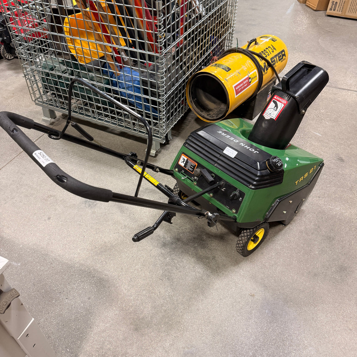 John Deere TRS21 Snow Blower location-set