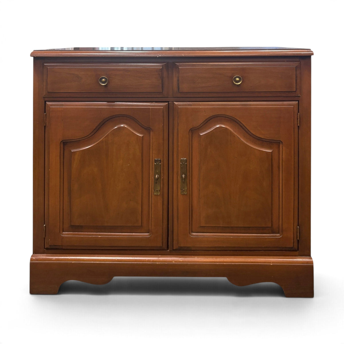 Oak 2 Door 2 Drawer Cabinet