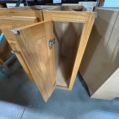 14 Pc Merillat Oak Cabinet Set