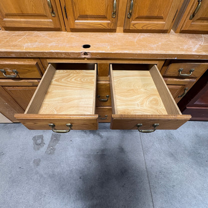 17 Pc Oak Cabinet Set
