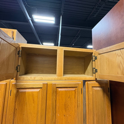 17 Pc Oak Cabinet Set