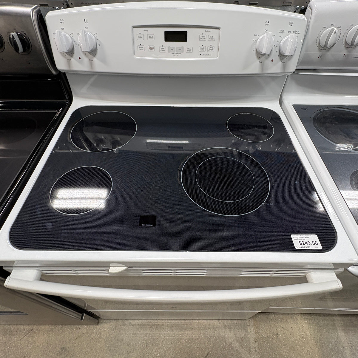 GE Smooth Top Electric Range