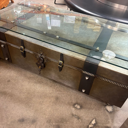 Trunk Coffee Table Glass Top FALSE in-store location-set published-all-channels