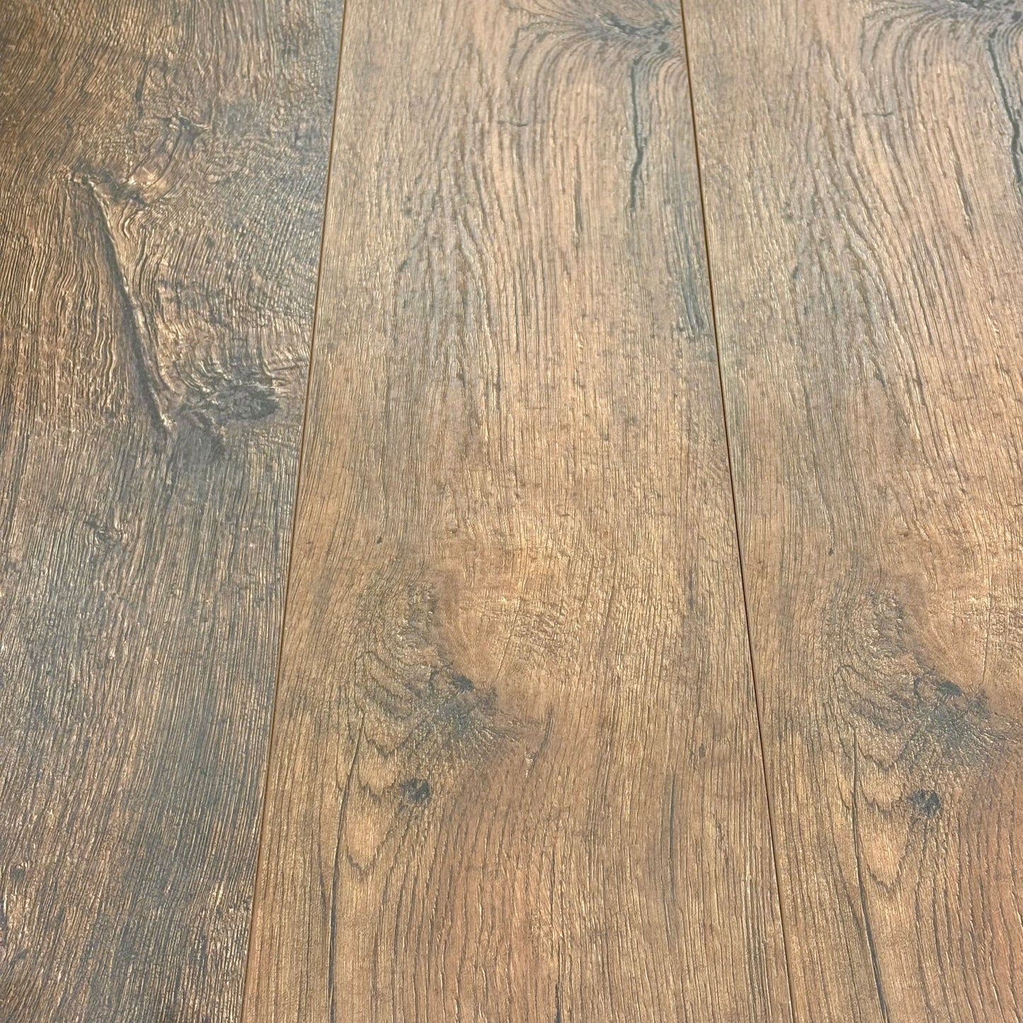 Heritage Oak Laminate