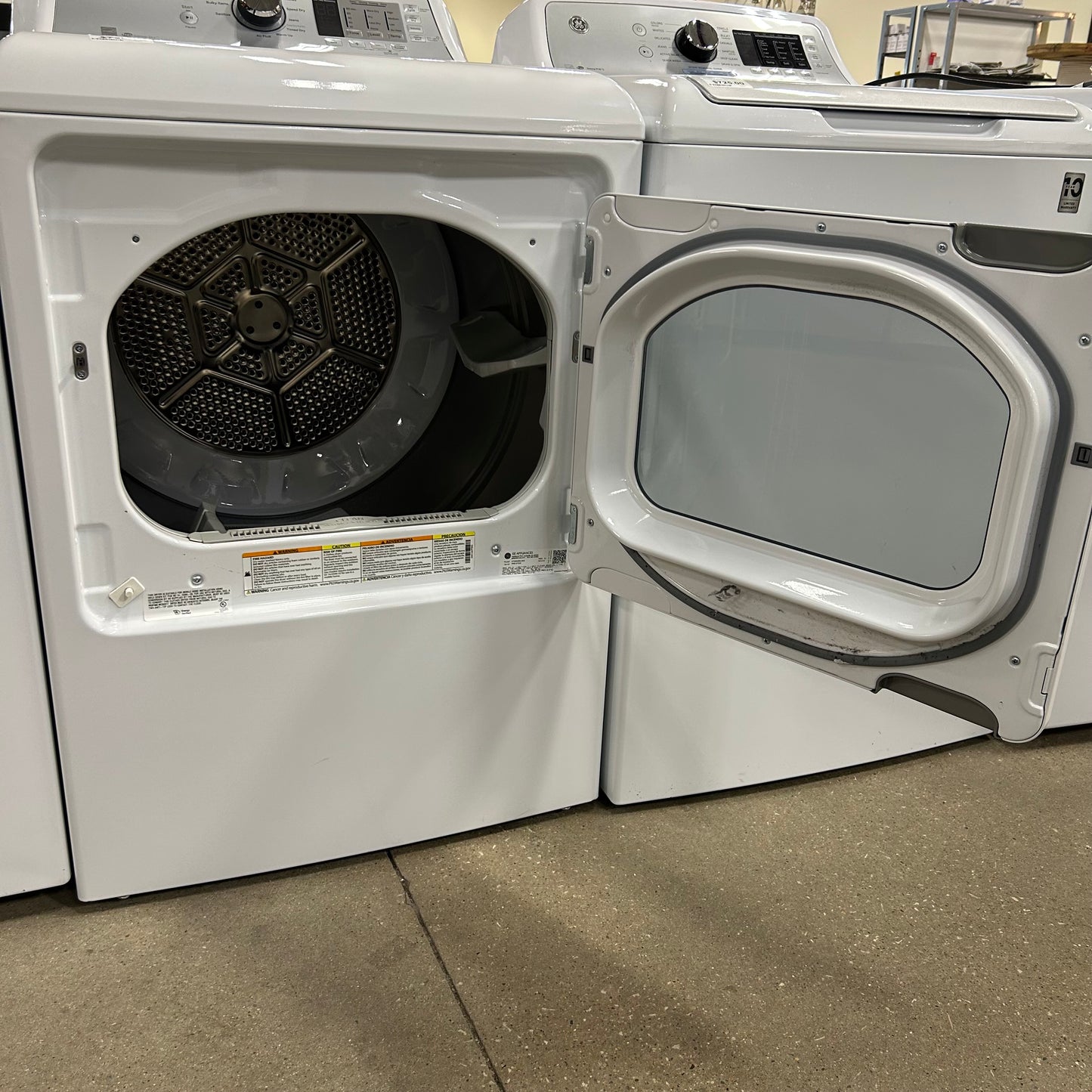 GE Washer/Gas Dryer Set