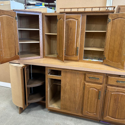 18 Pc. Cabinet Set