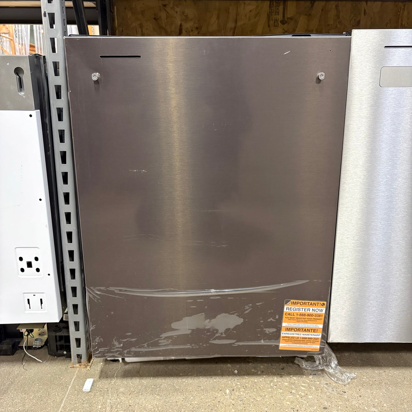 NEW Top Control Dishwasher