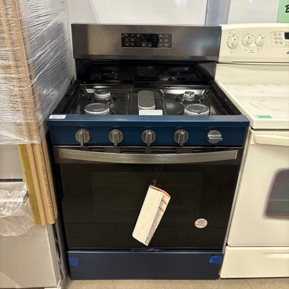 Whirlpool Gas Range w/Air Fry