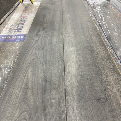 Bedford Oak Laminate FALSE