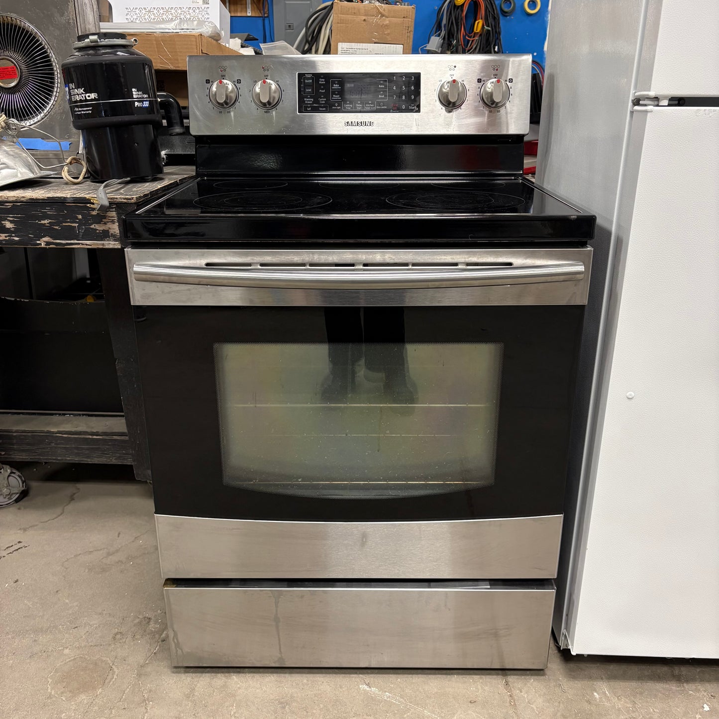 Samsung Elec Smoothtop Range