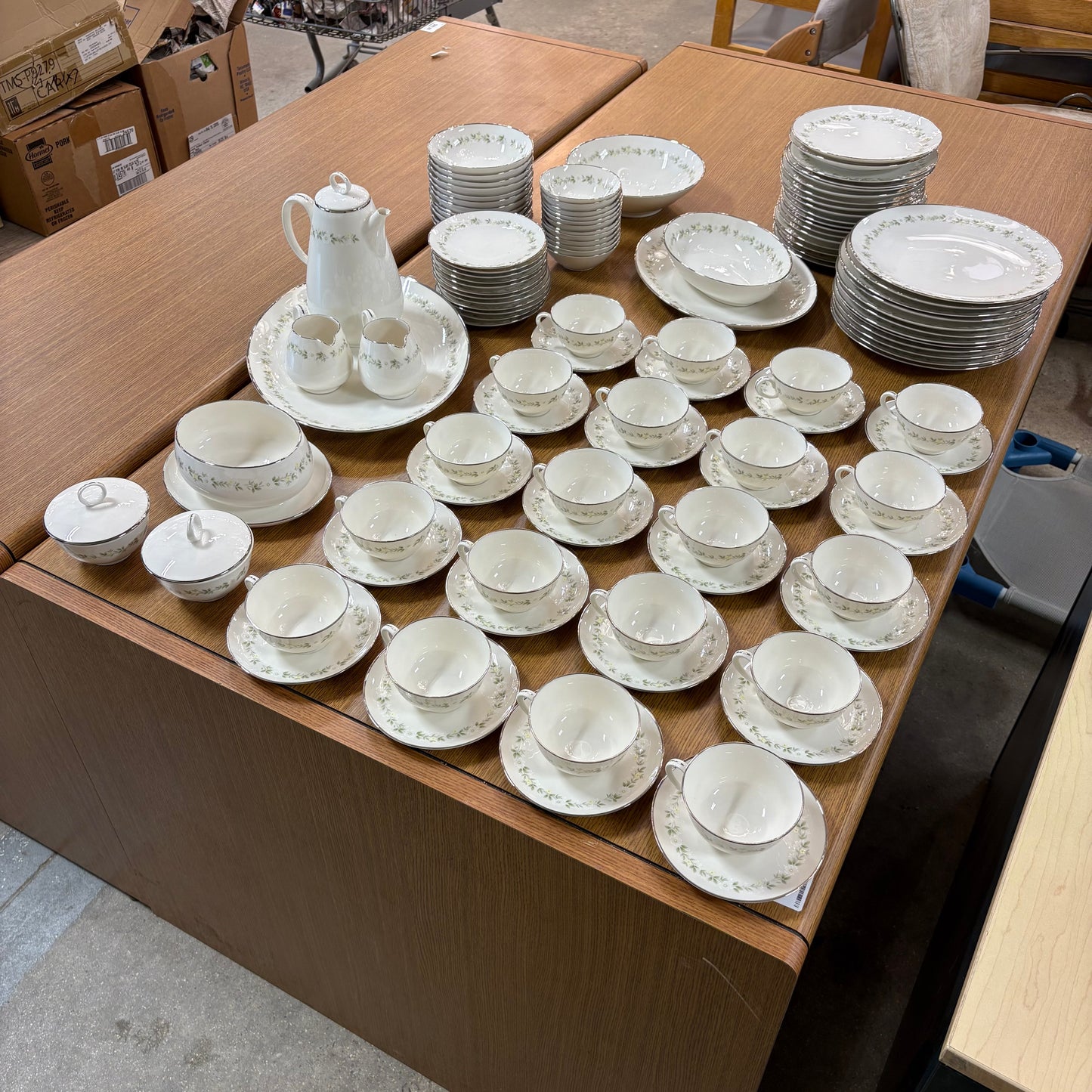 118 Pc Noritake Cornelia China