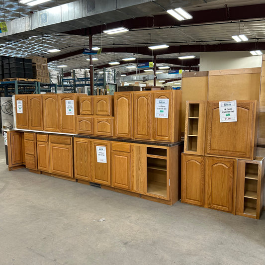 14 Pc. Cabinet Set