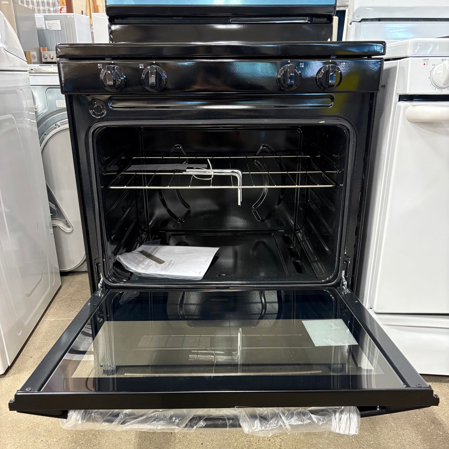 Amana Gas Range