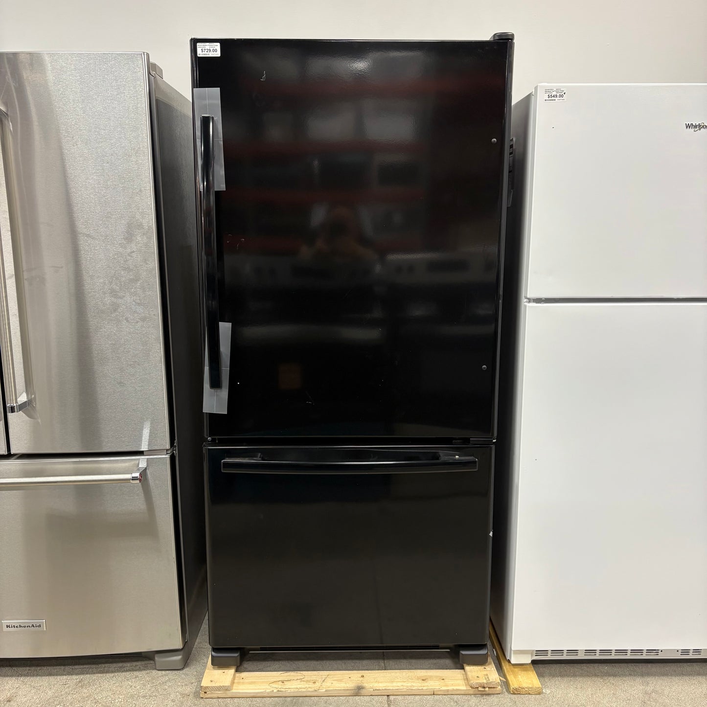 Amana Bottom Freezer Fridge