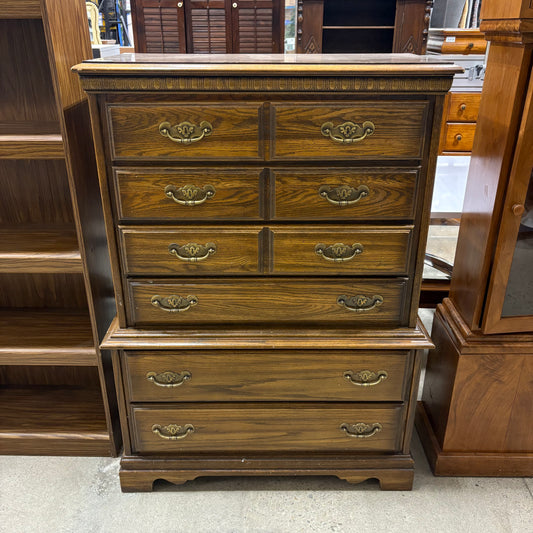 American Drew 6-Drawer Dresser