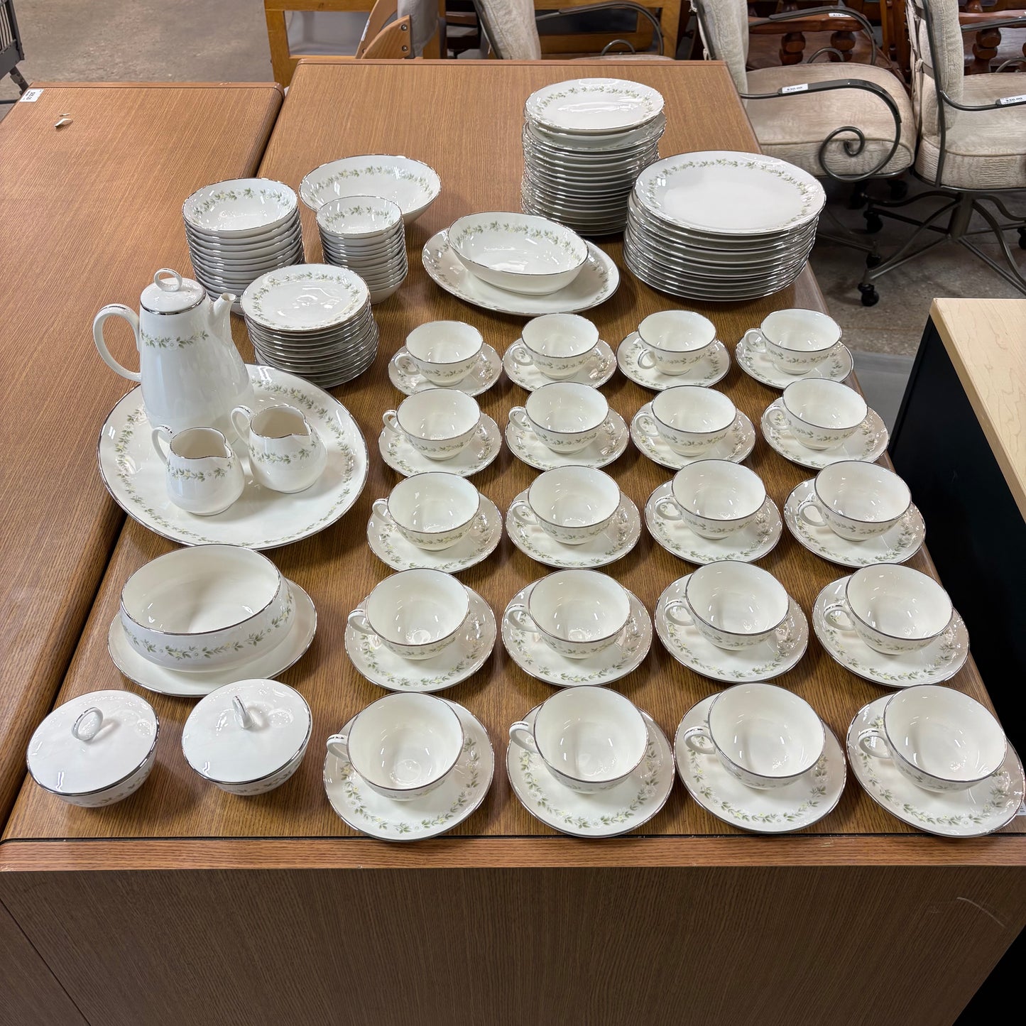 118 Pc Noritake Cornelia China