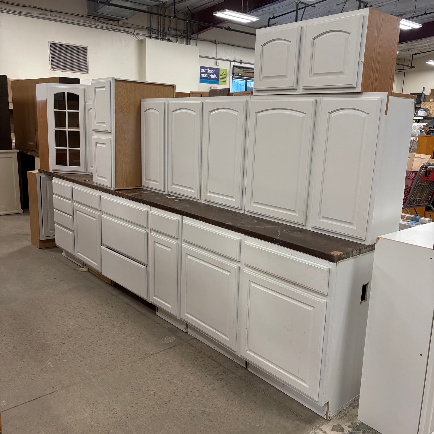 15 Pc. Cabinet Set