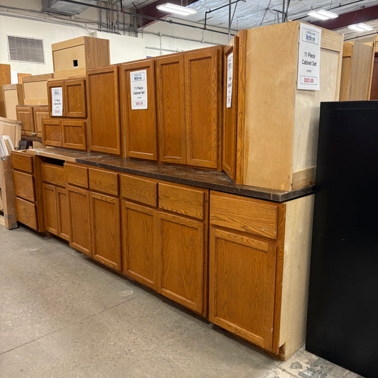 11 Pc. Cabinet Set