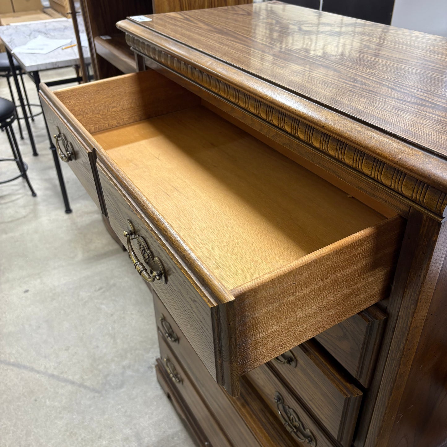 American Drew 6-Drawer Dresser