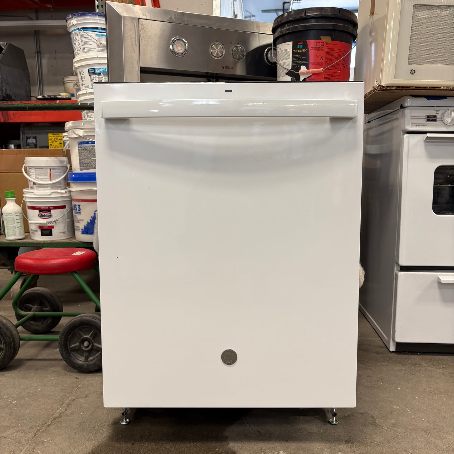 GE 24" Top Control Dishwasher