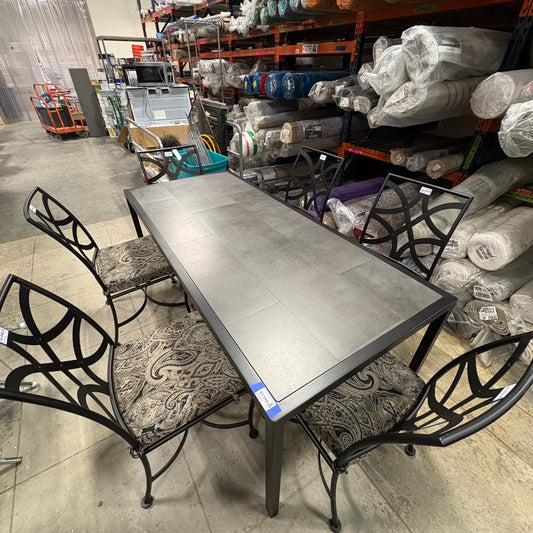 O.W. Lee Handcrafted Patio Set