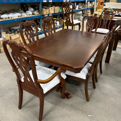 9 Pc. Fancy Dining Set