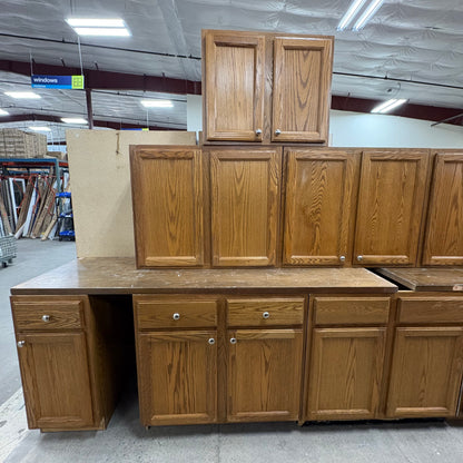 17 Pc. Cabinet Set