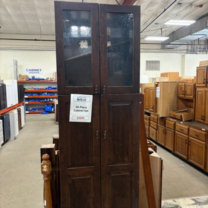 28 Piece Cabinet Set
