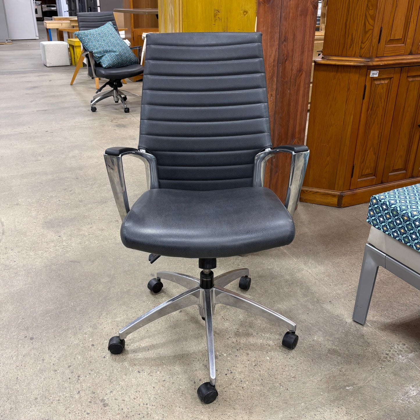 Black FauxLeather Office Chair