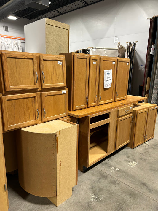 10 Pc. Cabinet Set