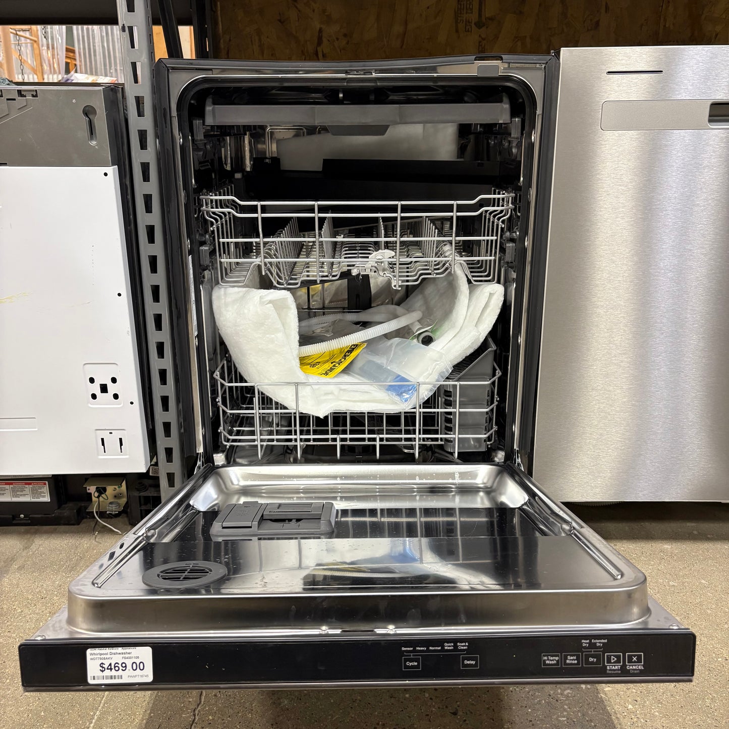 NEW Top Control Dishwasher