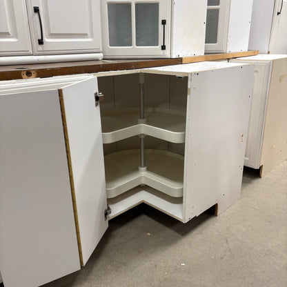 19 Pc. Cabinet Set