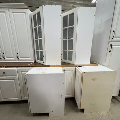 19 Pc. Cabinet Set