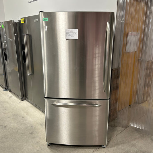 GE Bottom Freezer Fridge