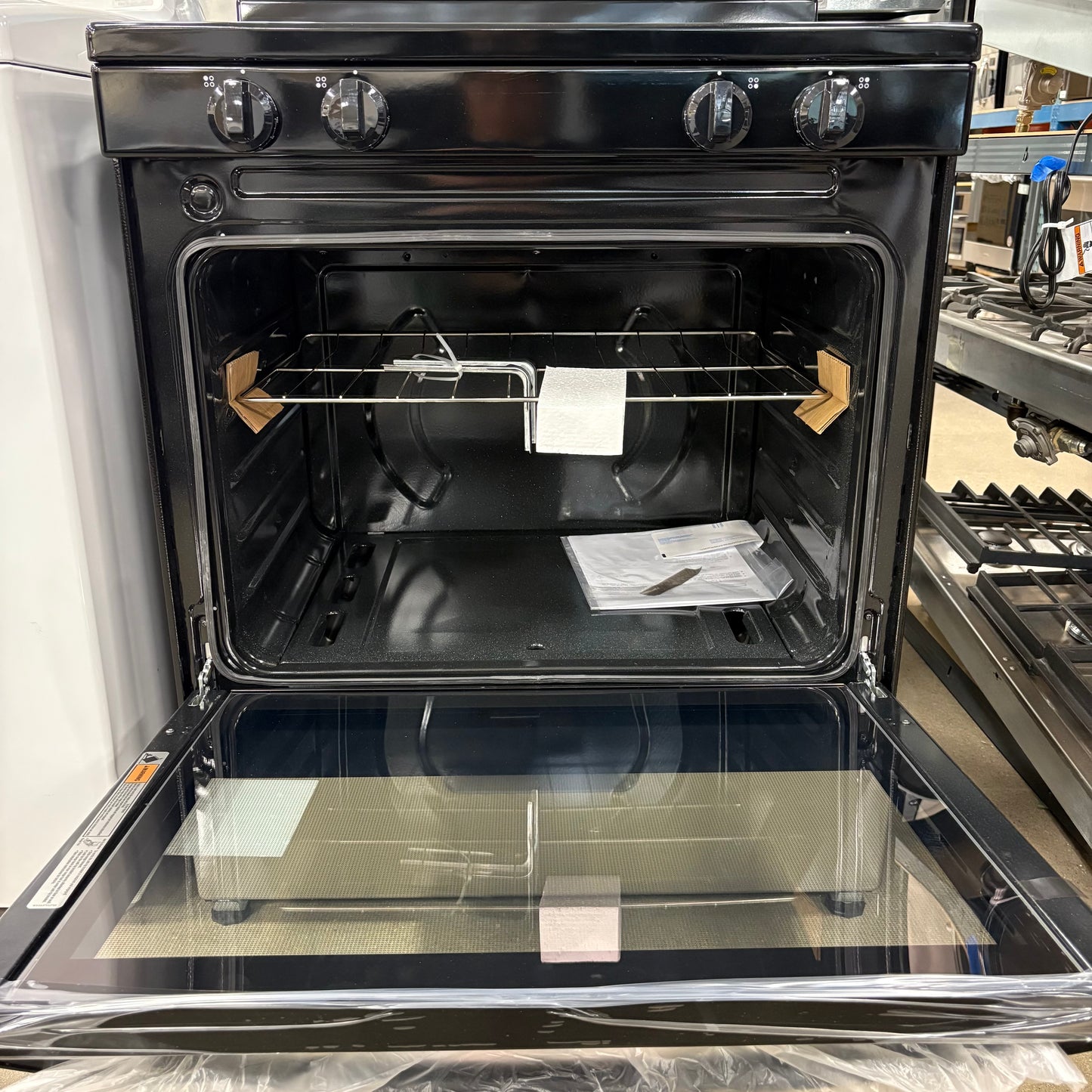 Amana Gas Range