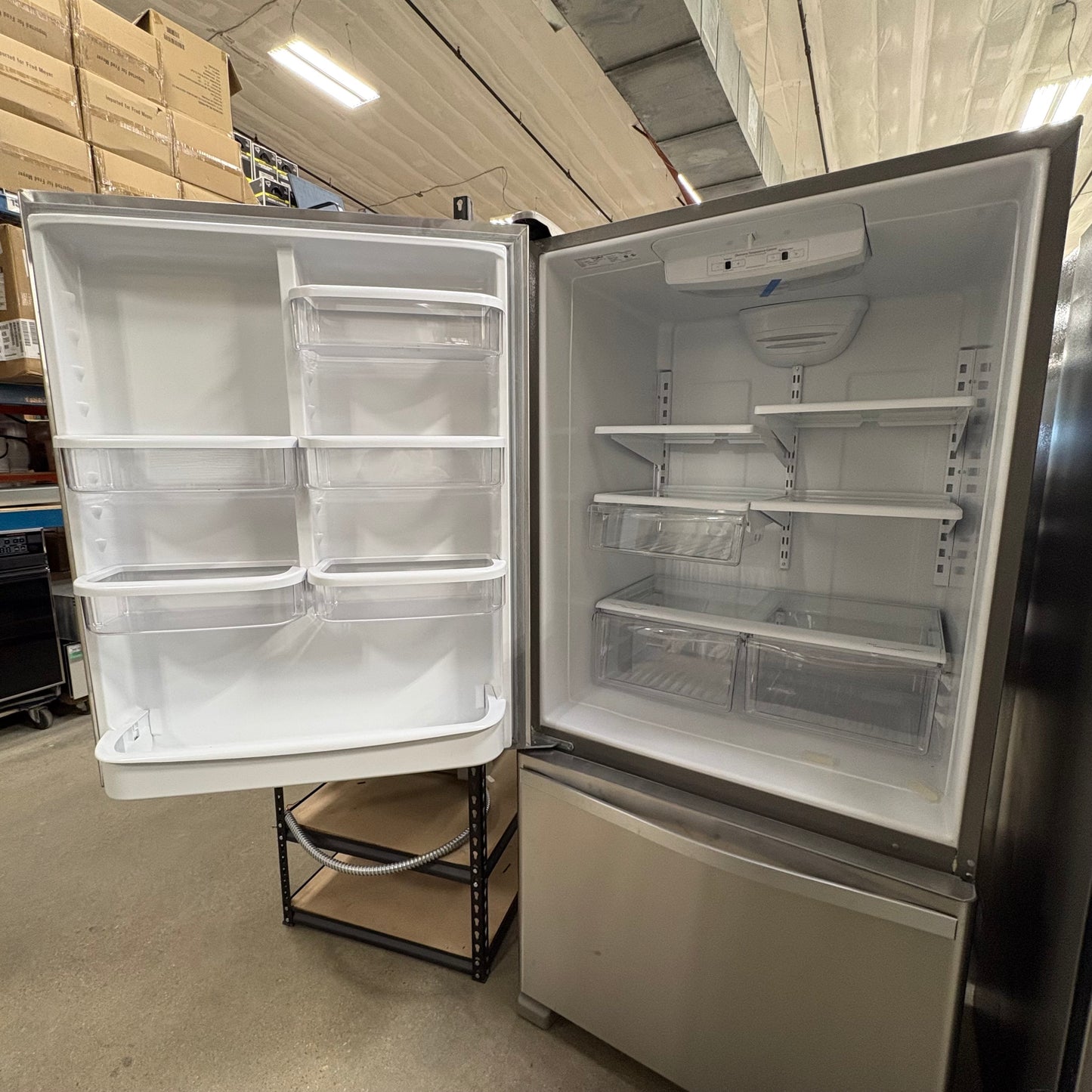 Whirlpool Bottom Freezer Fridge