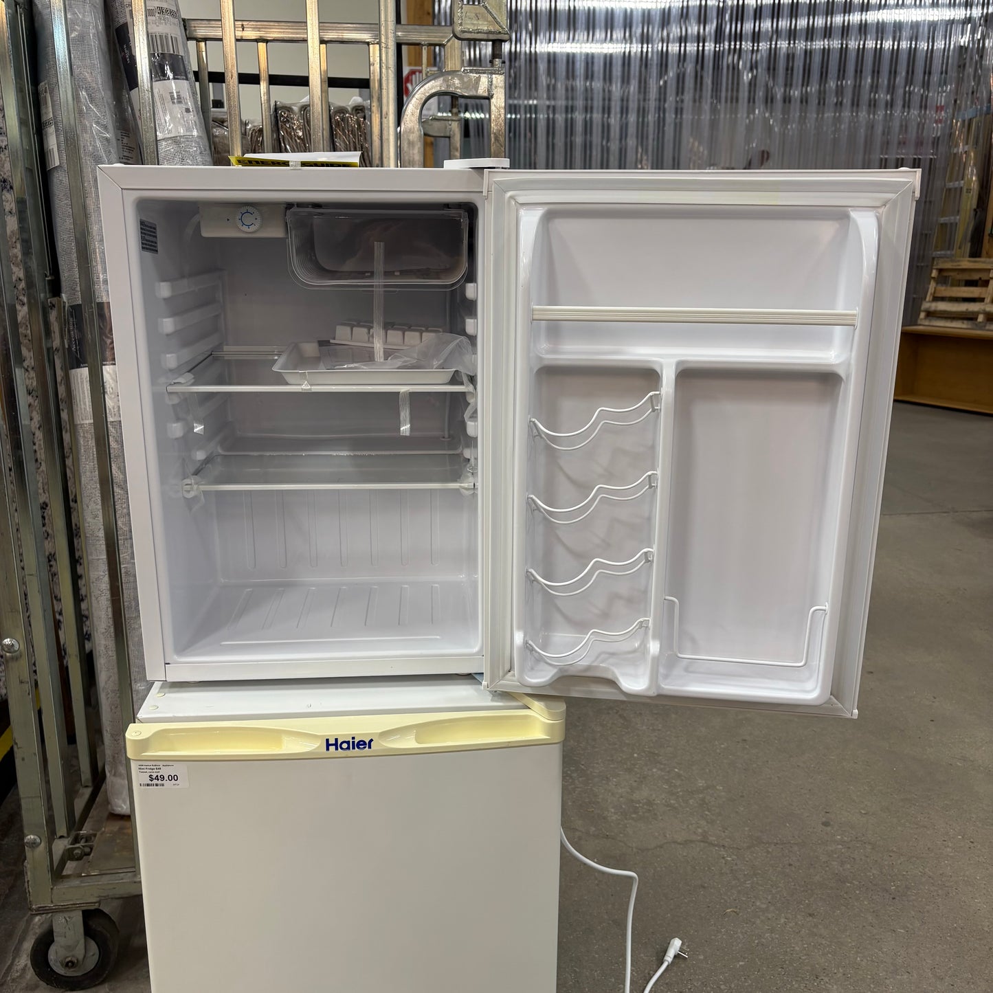 Magic Chef Mini Fridge