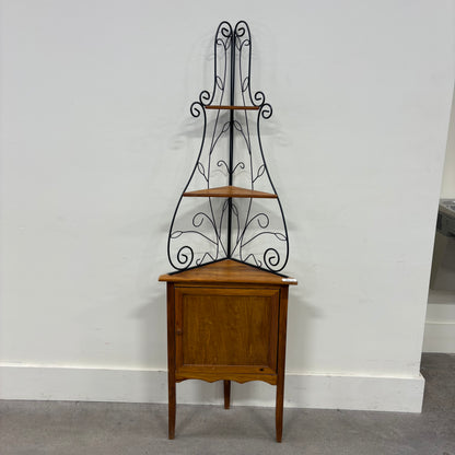 Corner Vines Baker's Rack