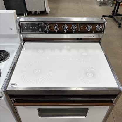 Vintage Amana Smoothtop Range