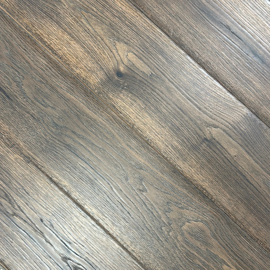 Mk Laminate Bungalow Oak false