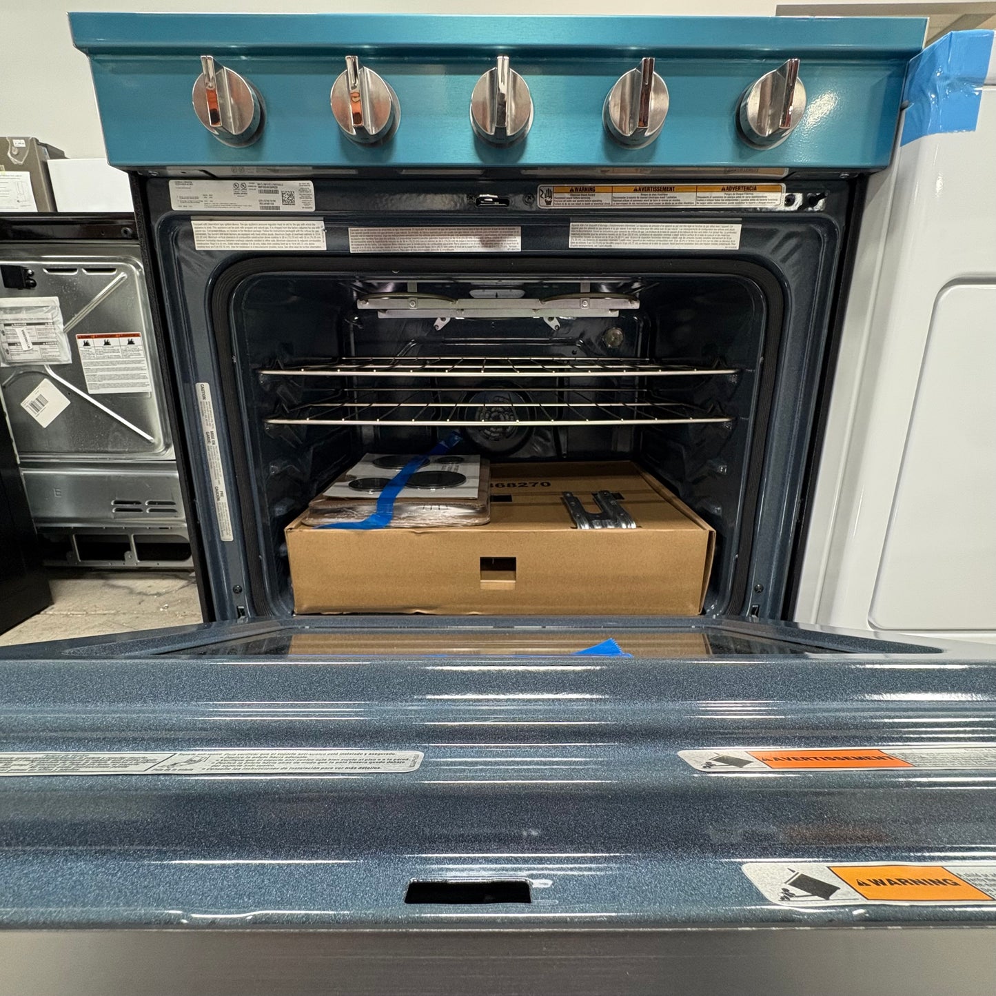 NEW Gas Range w/Air Fry