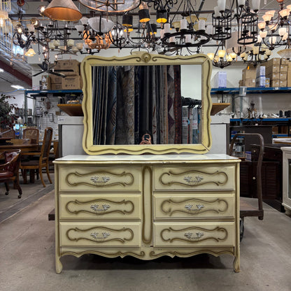 Vintage Cream 6-Drawer Dresser
