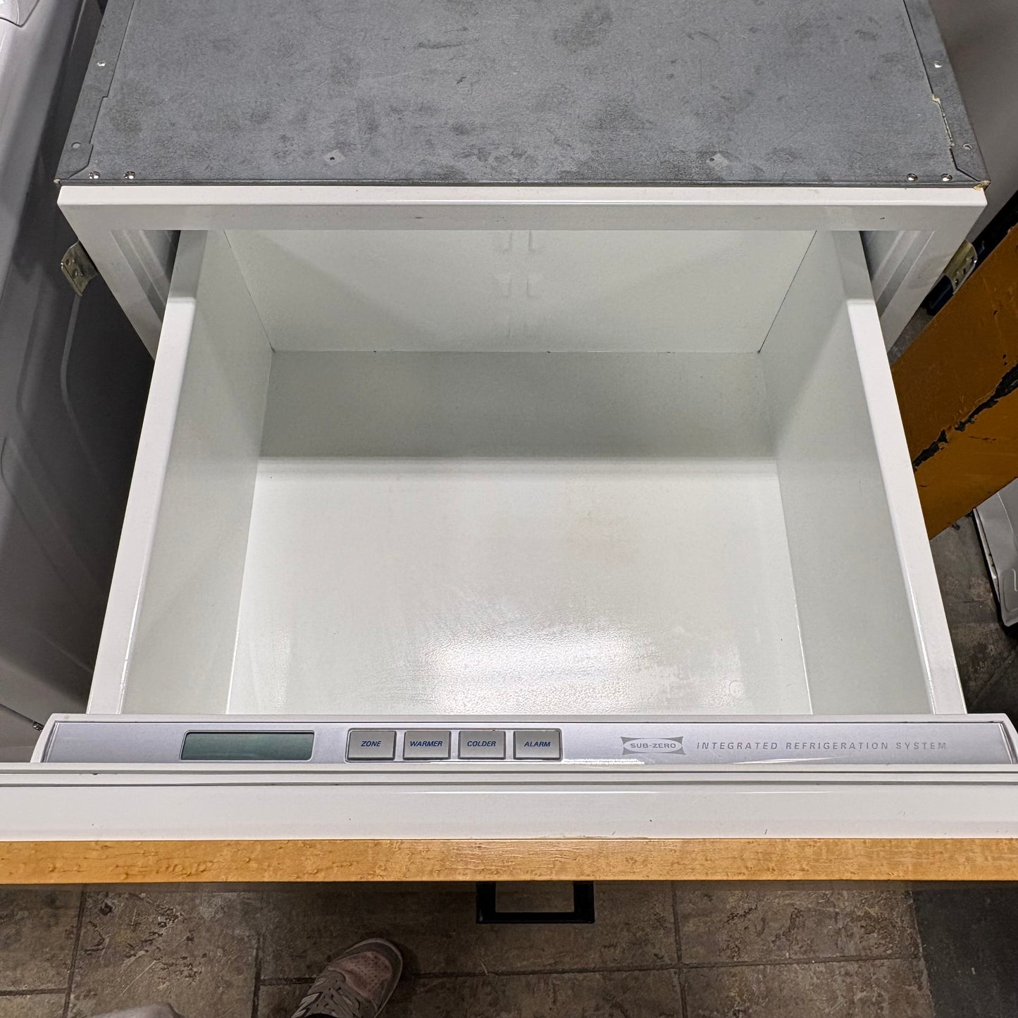 Undercounter Built-in Fridge