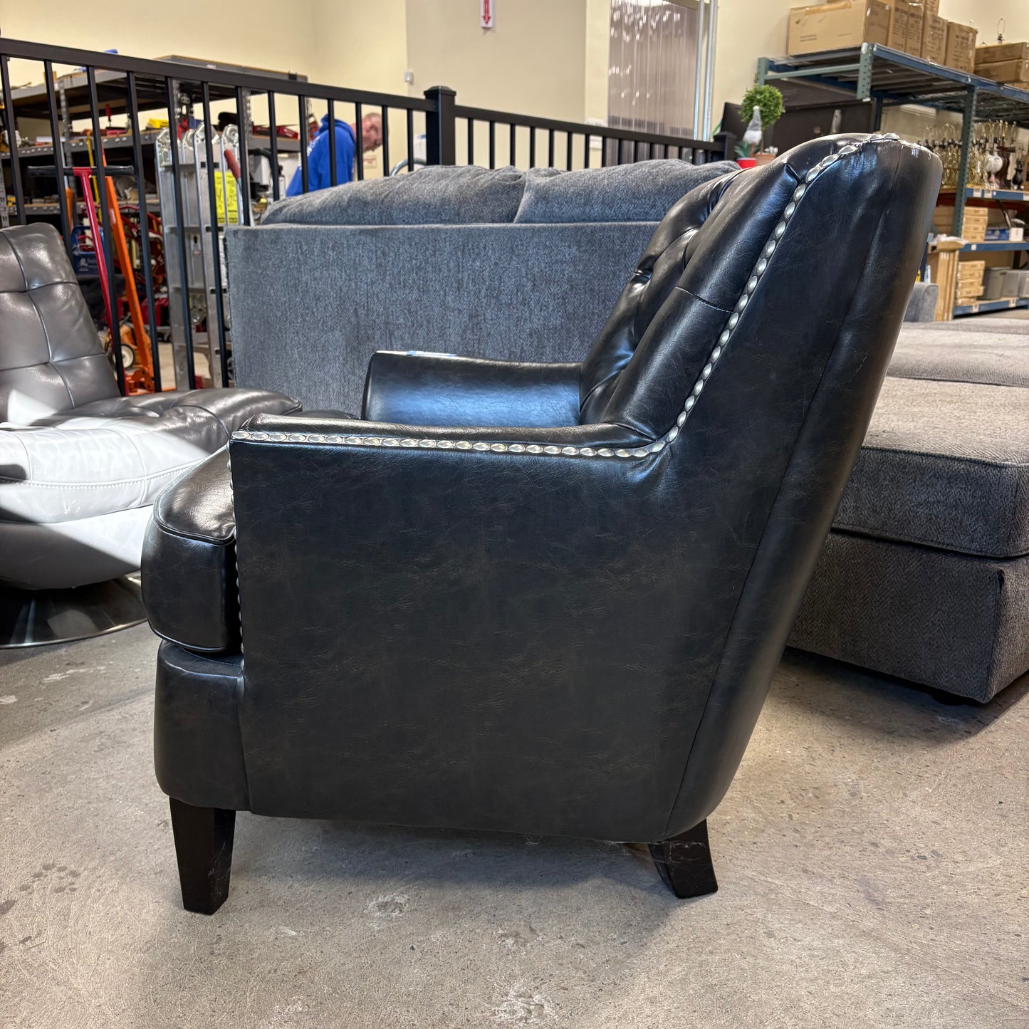 Black Tufted Leather Armchair