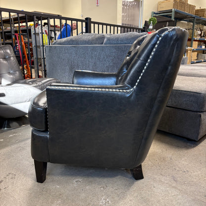 Black Tufted Leather Armchair